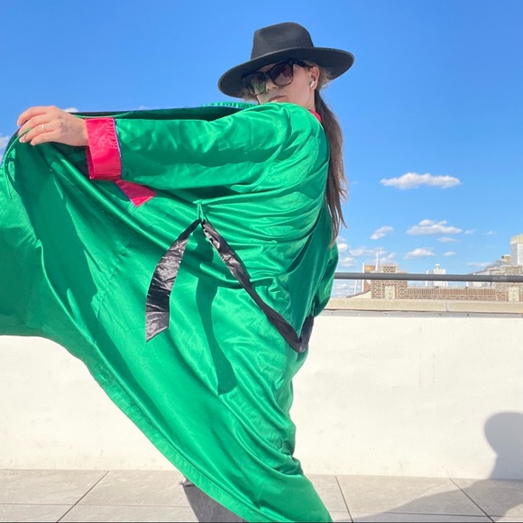 Vintage Victoria’s Secret Satin Silk Emerald Green Acid Pink Colorblack Robe - Picture 14 of 16